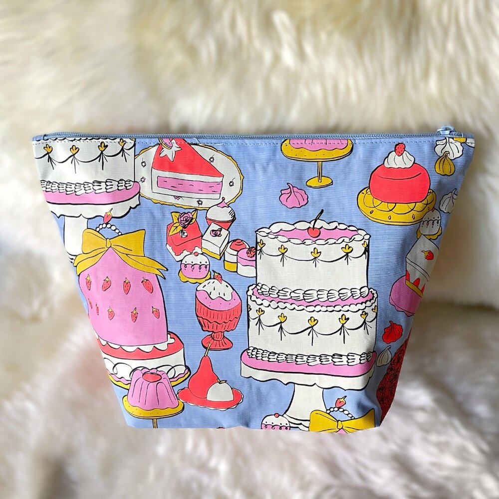 NWOT Baggu Go Pouch Large - Patisserie (Still Life)